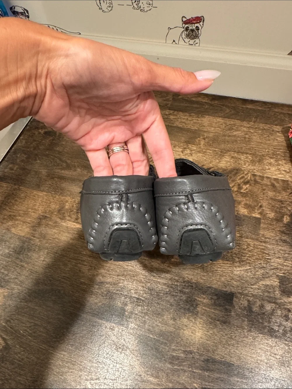 Boys Size 2 Gray Leathe Loafers with Metal Bit